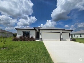 Building Photo - 4924 San Lorenzo Dr