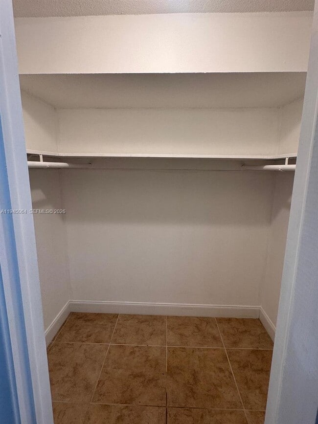 Foto del edificio - 219 NE 14th Ave