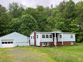 Building Photo - 26518 PA-267