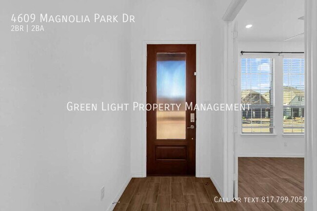 Foto del edificio - 4609 Magnolia Park Dr