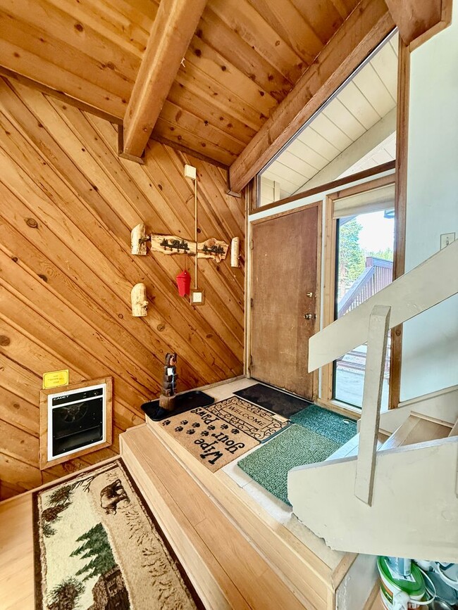 Building Photo - Fully Furnished 2BD/2BA Mountain Townhome | Cozy Pellet Stove | Parking Included