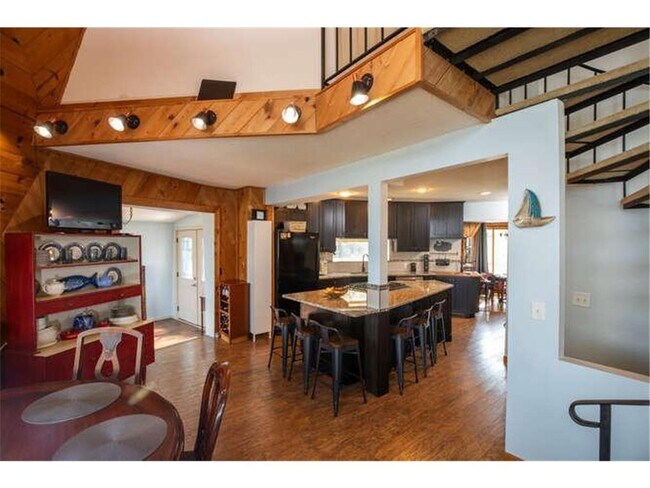 Foto del edificio - 17164 Sunset Trail SW