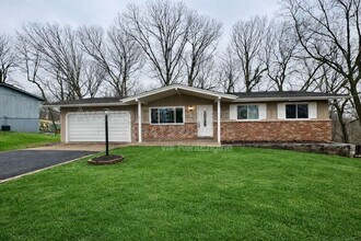 Building Photo - 15 Jeanette Dr