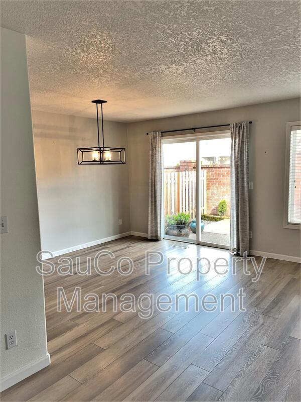 Building Photo - 15239 NW Nightshade Dr