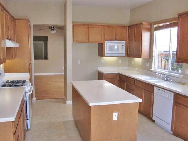 Building Photo - 431 E Legacy Dr