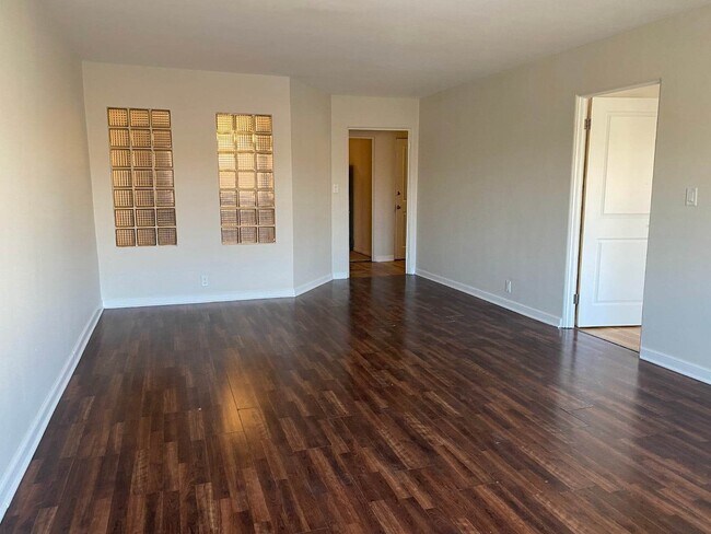 Foto del edificio - 607 6th St