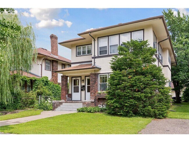 Foto del edificio - 3319 Emerson Ave S