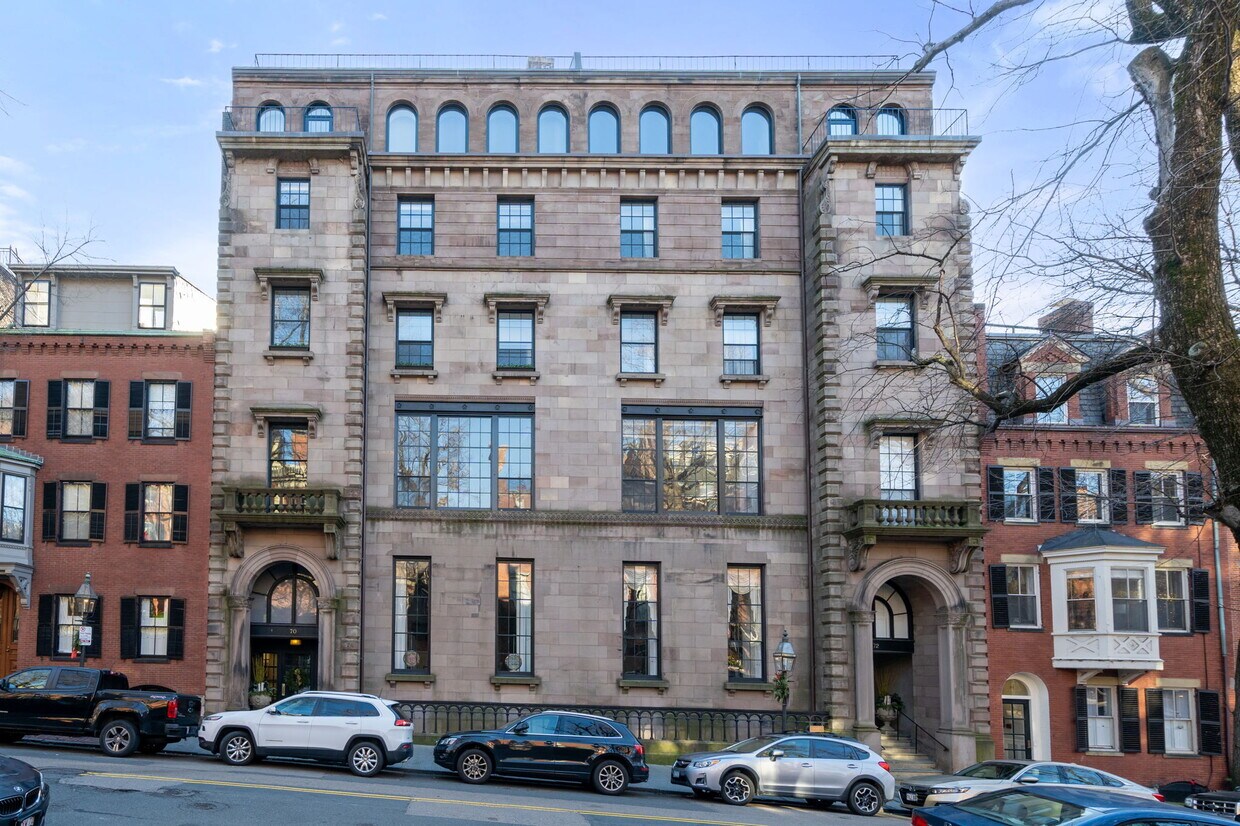 Primary Photo - 70 Mount Vernon St