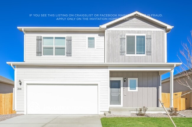 Building Photo - 2141 Christina St