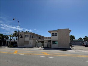 Building Photo - 1315 N Ocean Dr