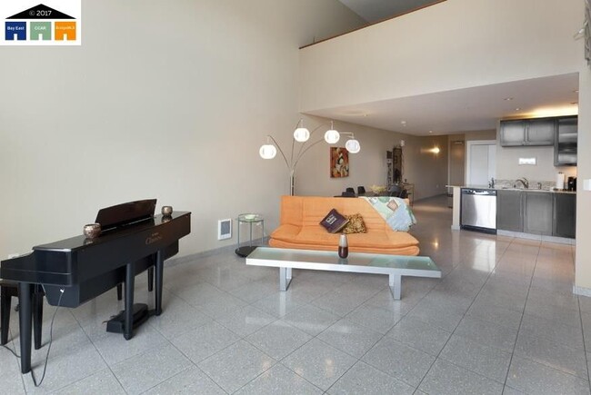 Living Room - 1001 46th St