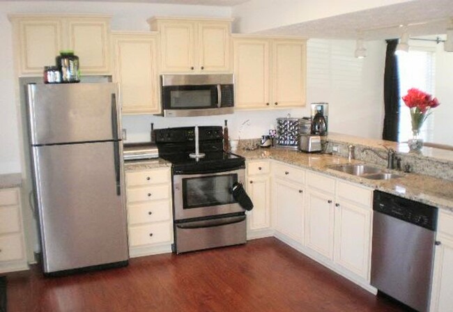 Foto del edificio - 3 Bedroom Townhome in Campbell County