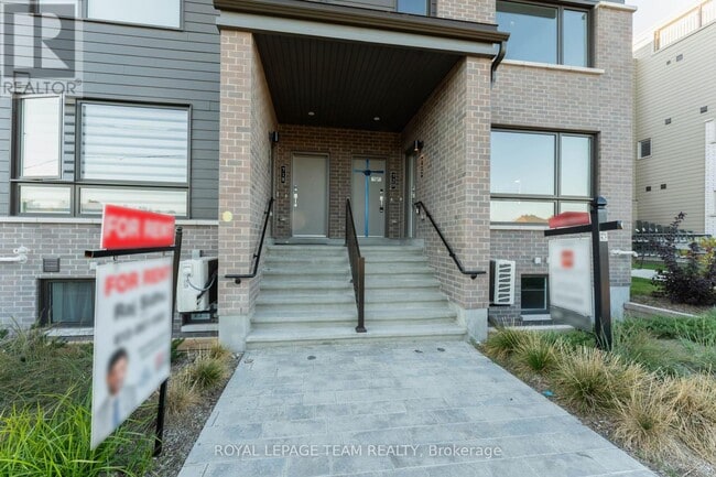 Building Photo - 720 Mishi Private