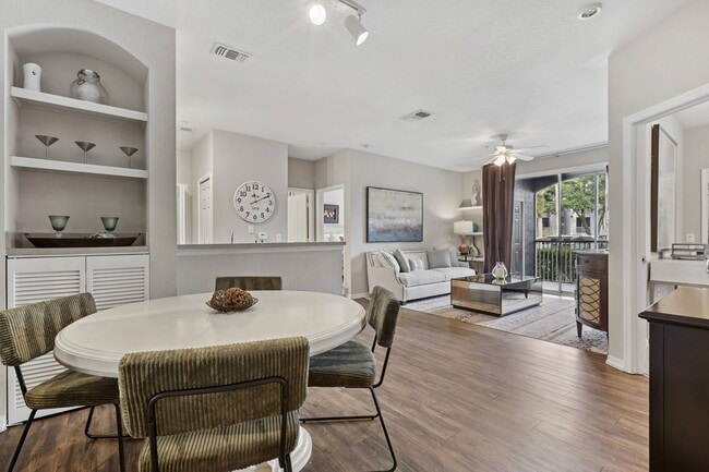 Building Photo - Sanctuary at Highland Oaks