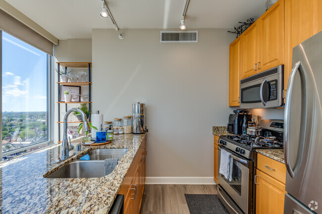 2 BR, 2 BA - 1,649SF - Park Lafayette Towers