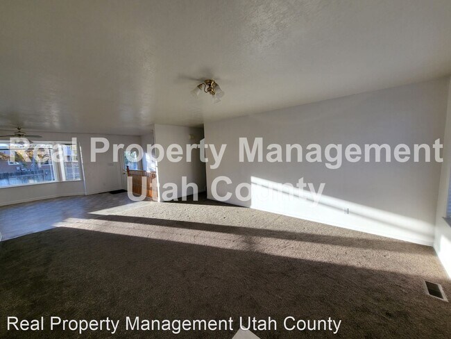 Foto del edificio - 7 br, 3 bath House - 572 S 1750 E