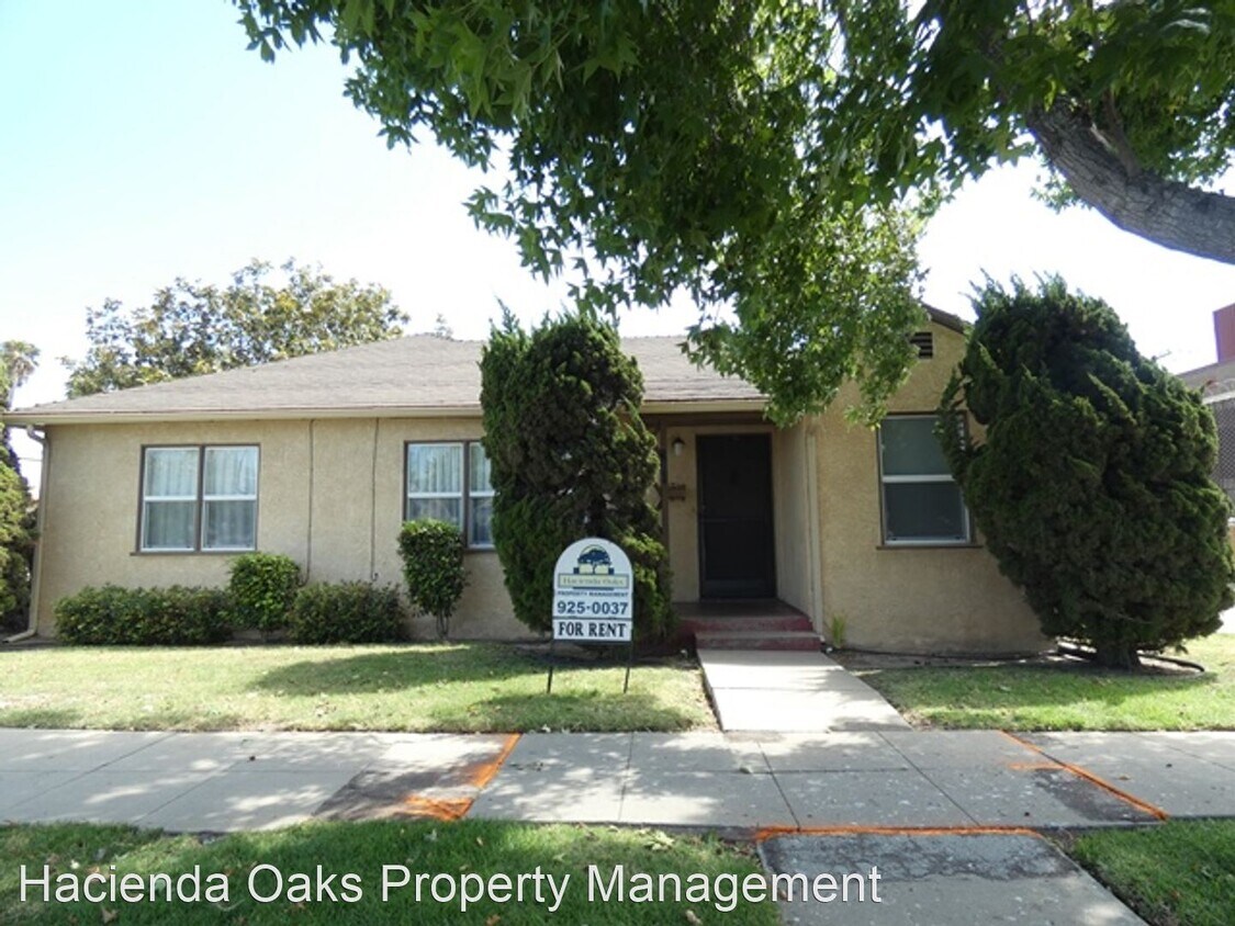 Primary Photo - 2 br, 1 bath House - 300 W Cypress