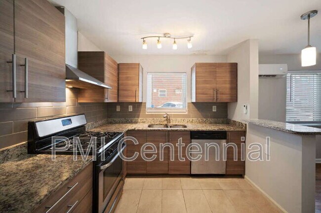 Foto del edificio - 950 St Charles Ave NE