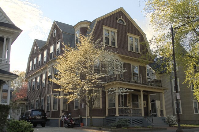 Building Photo - 148 West Street