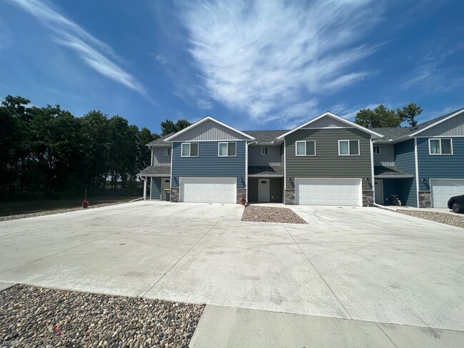 Foto del edificio - 4 br, 2.5 bath Townhome - Ringbaum Townhomes