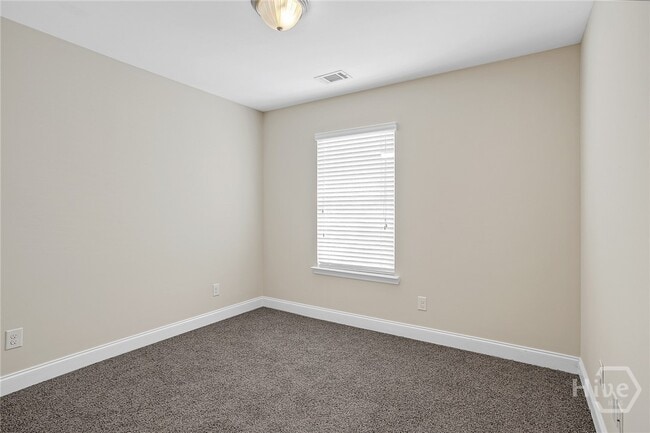 Building Photo - 190 Canyon Oak Loop