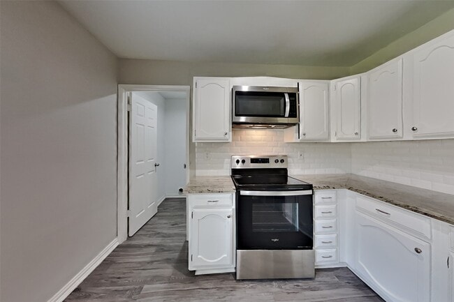 Foto del edificio - 635 Stonewall Dr