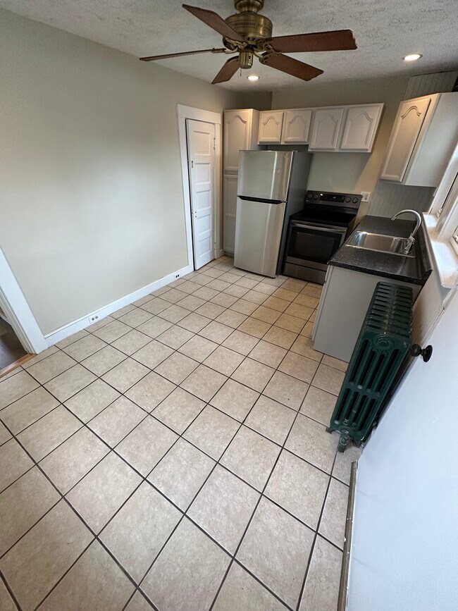 205 Raleigh Way Unit 207, Portsmouth, NH 03801 Apartments in Portsmouth, NH