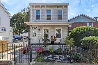 Building Photo - 148 Beekman Ave