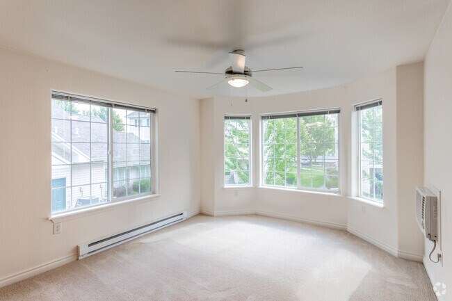 Bronze: 1HAB, 1BA - 812 ft² - Lion's Gate