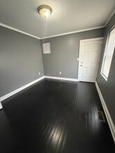 Building Photo - 1501 E Baltimore St