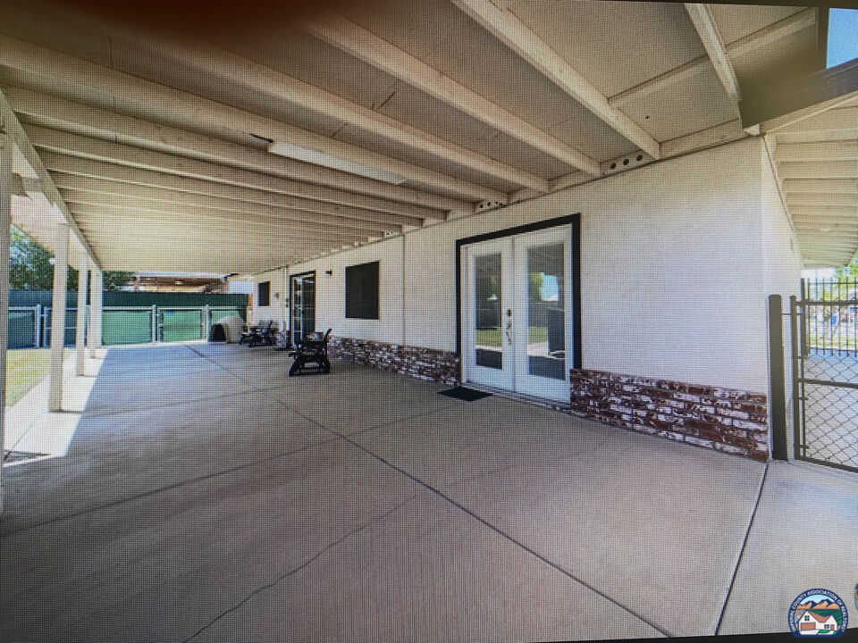 Building Photo - 1757 Ocotillo Dr