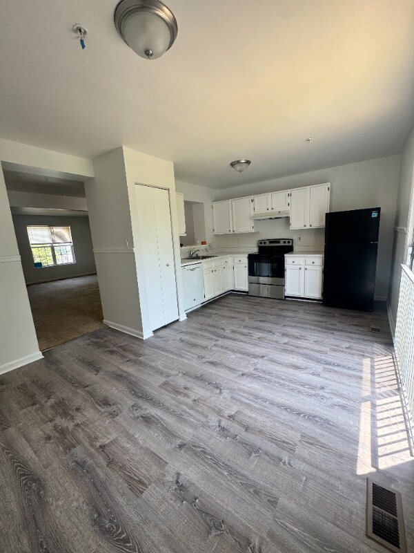 Building Photo - 4406 Tolchester Ct