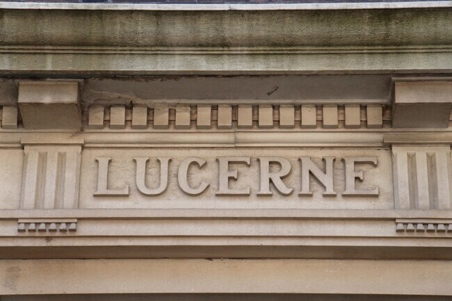 Foto del edificio - 4500 McPherson Ave