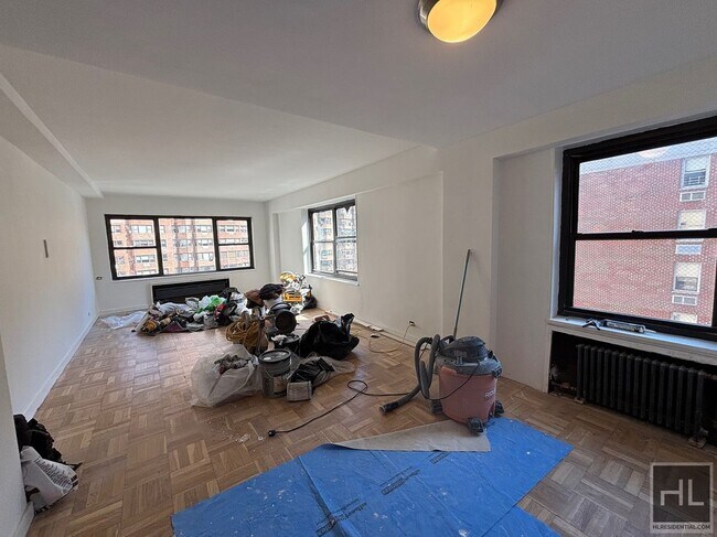 Building Photo - EAST 55 STREET