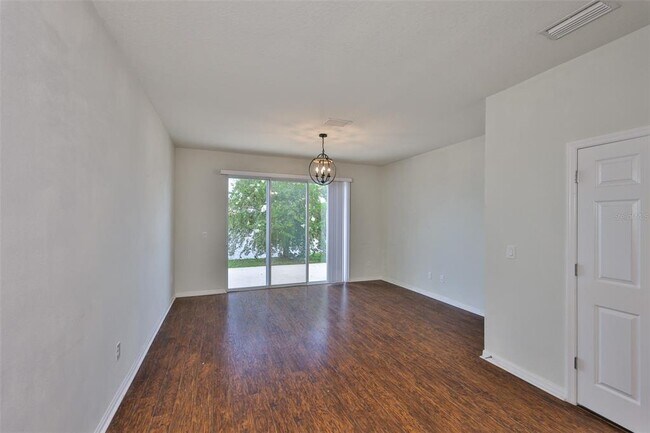 Foto del edificio - 9160 Hillcroft Dr