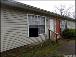 Building Photo - 3219 Ludwig St