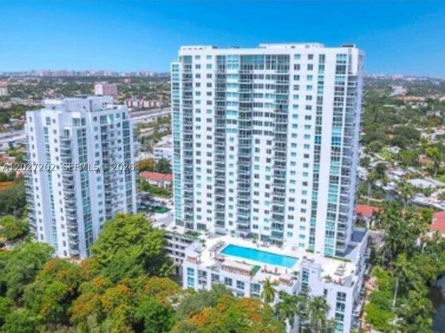 Foto del edificio - 1861 NW S River Dr