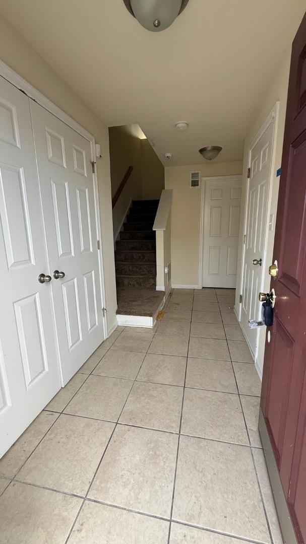 Foto del edificio - 12 Council Ct