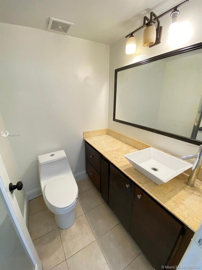 Foto del edificio - 3551 NW 95th Ter