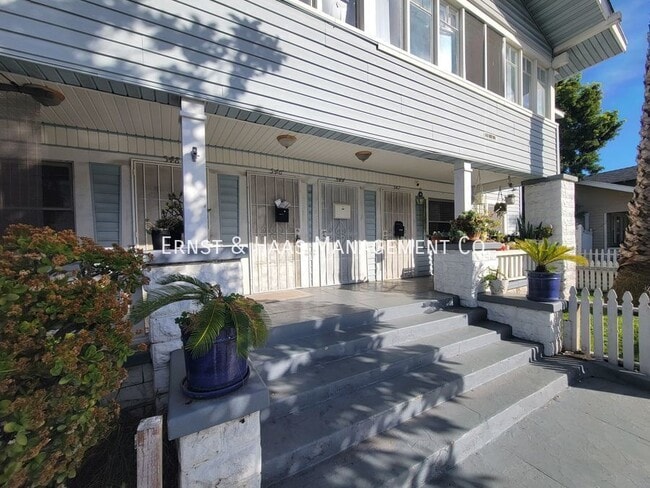 Building Photo - 546 Lime Ave