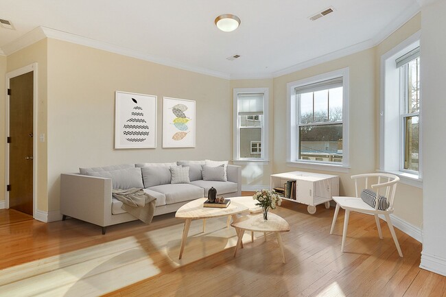 Foto del edificio - 4861 N Hermitage Ave