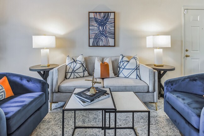 Foto del edificio - Deer Meadow Village