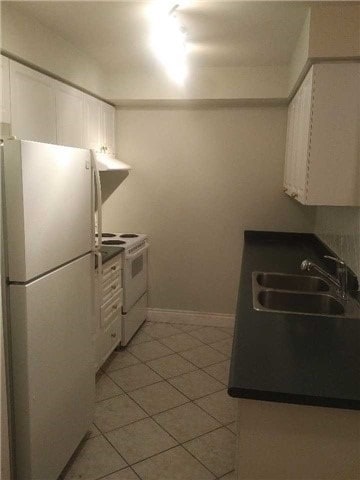 Building Photo - 55-455 Strathaven Dr