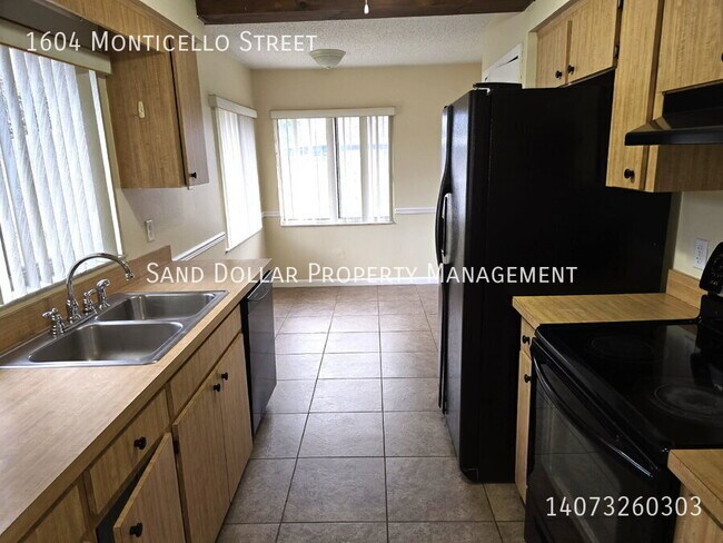 Building Photo - 1604 Monticello St