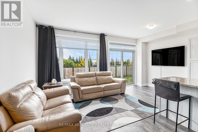 Building Photo - 184 Hooper St