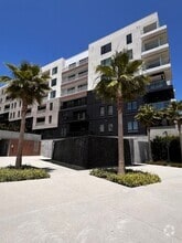 Building Photo - 3609 Rivington