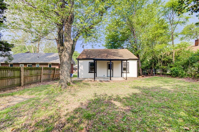 Building Photo - 1032 Charleville Ave