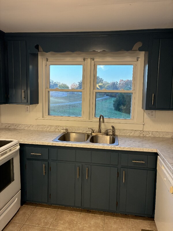 Foto del edificio - 3392 Ball Rd