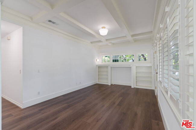 Building Photo - 1510 Marengo Ave