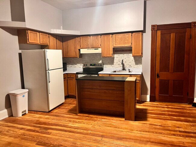 Foto del edificio - 133 Parker St